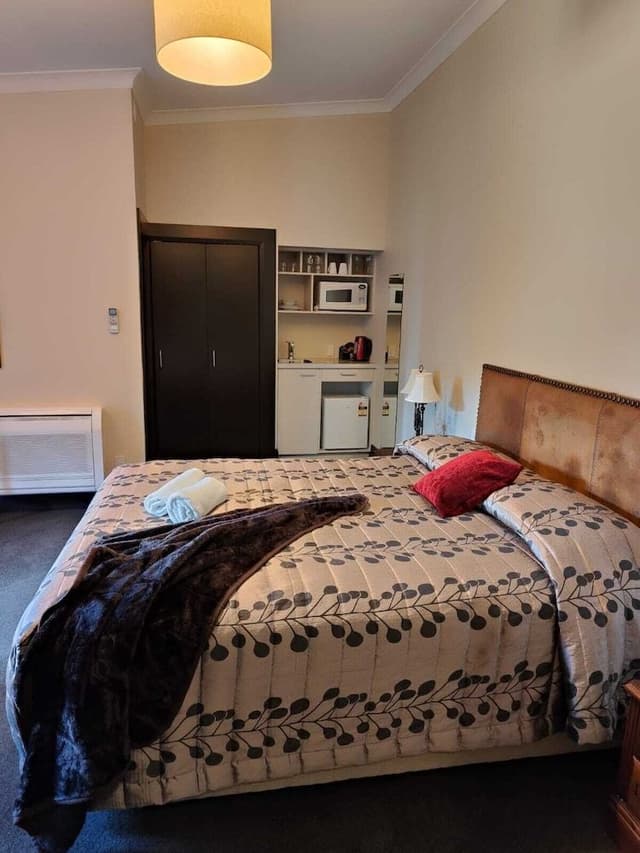 Royal Single Room