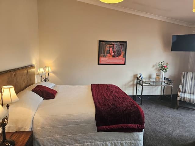 Royal Single Room