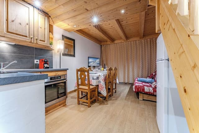 Executive Apartment, Balcony, Mountain View