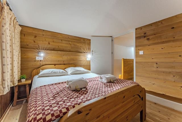 Executive Apartment, Balcony, Mountain View