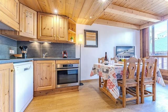 Executive Apartment, Balcony, Mountain View