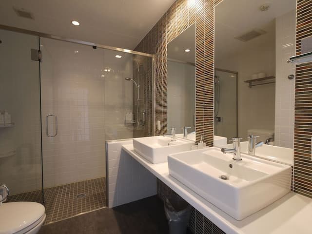 Youtei Tracks Condo 2 Bedrooms Penthouse