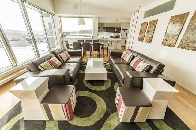 Youtei Tracks Condo 2 Bedrooms Penthouse