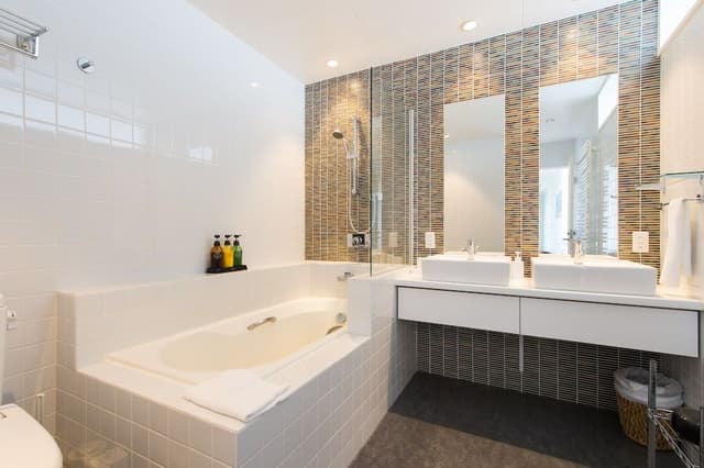 Youtei Tracks Condo 3 Bedrooms Penthouse
