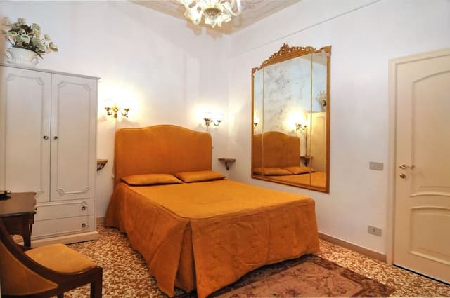 Double Room (small)