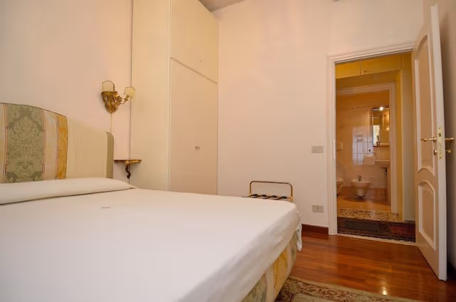Double Room, Private Bathroom (not in room)