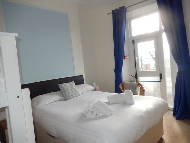 Room 7