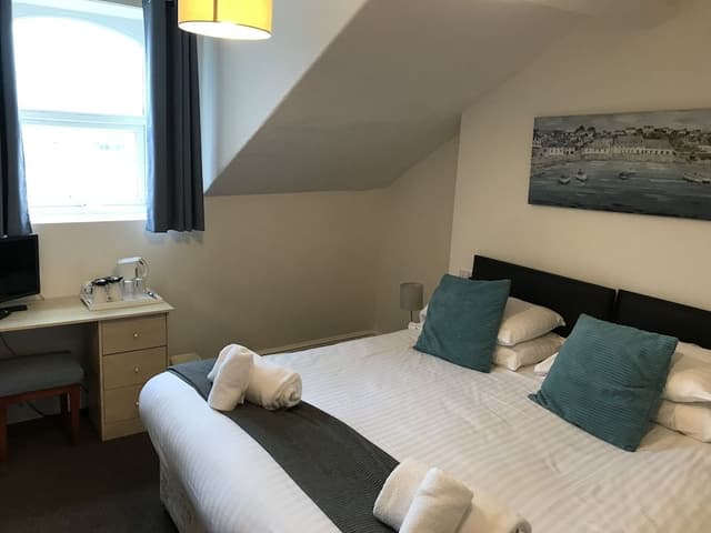 Room 12