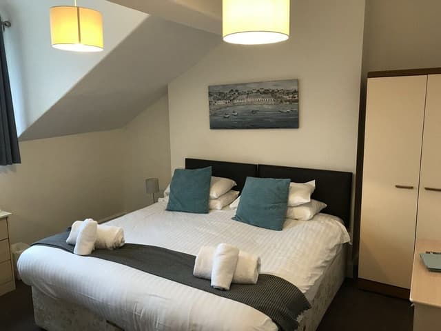 Room 12