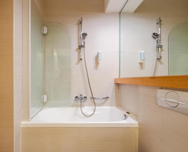 Superior Double Room with Balcony and Park View