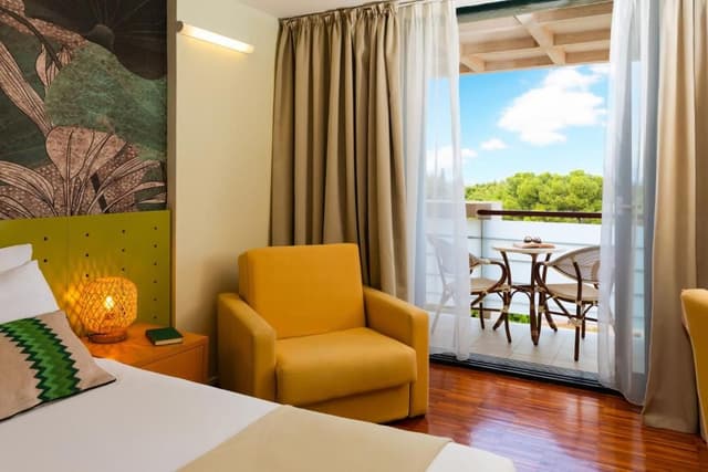 Superior Double Room with Balcony and Sea View
