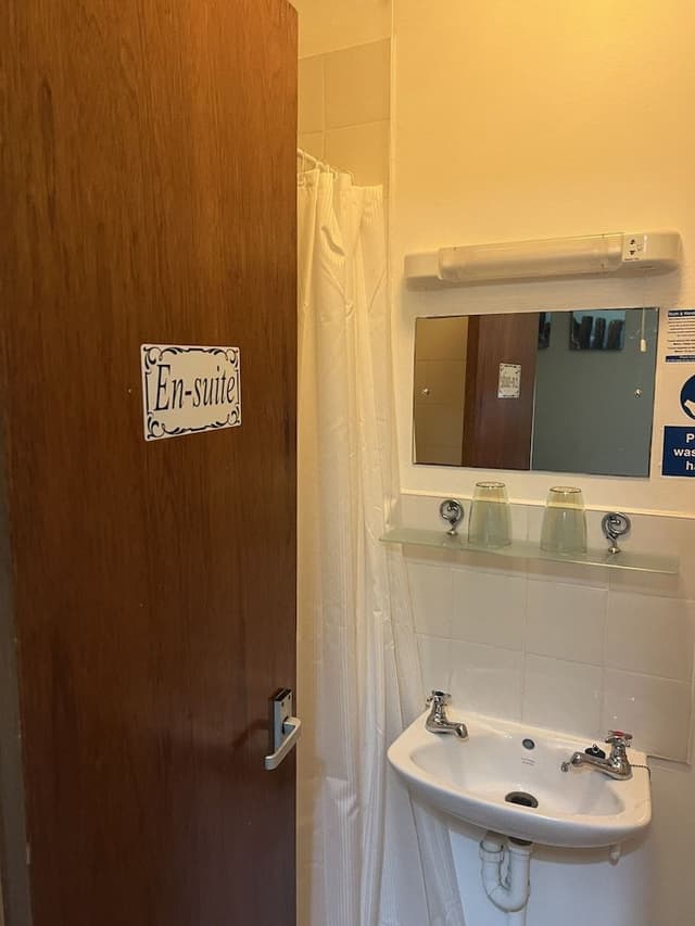 Economy Double Room
