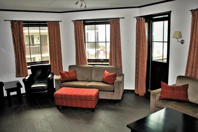 Family Apartment, 5 Bedrooms, Sauna, Slope side