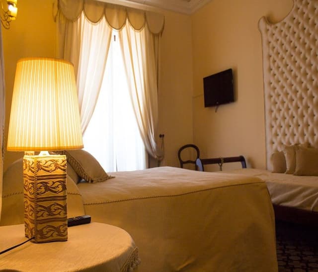 Triple Room, Shared Bathroom