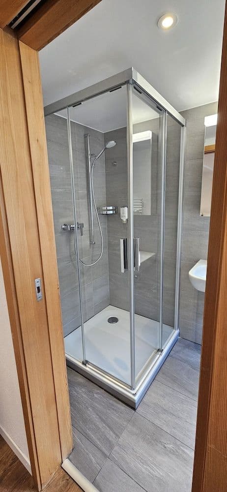 Family Room, 2 Bedrooms, Non Smoking, City View