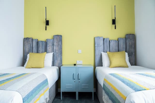 Standard Twin Room