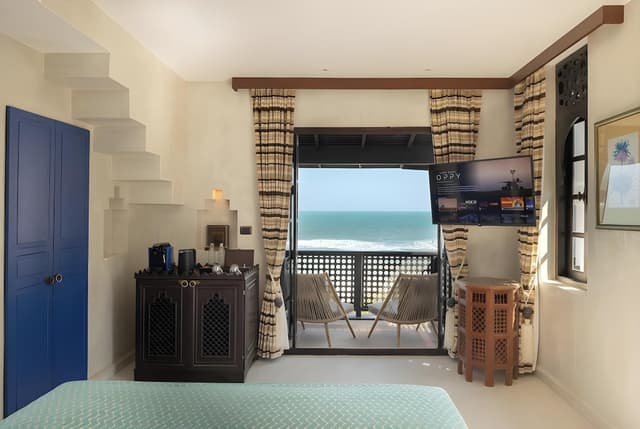 Deluxe Panoramic Seaview