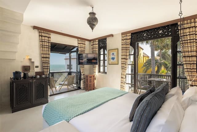Deluxe Panoramic Seaview