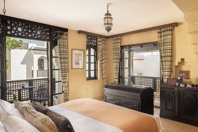 Deluxe Courtyard