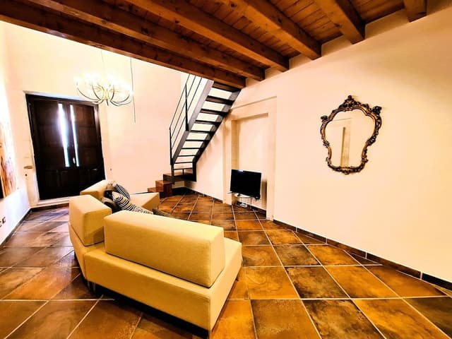 Duplex, 3 Bedrooms, Partial Sea View