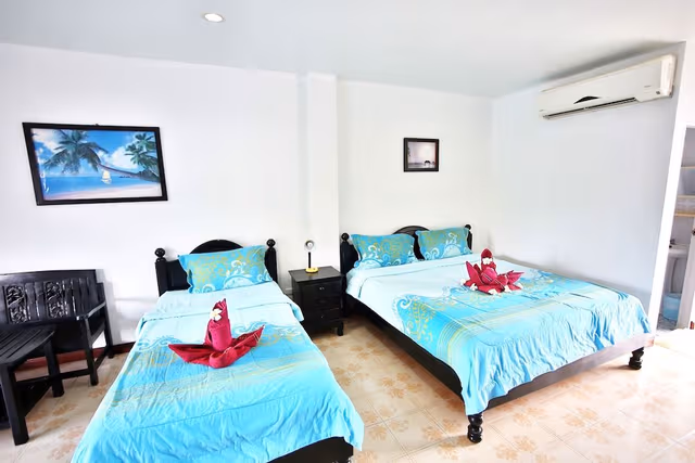 Triple Room