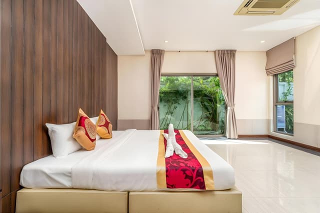 Deluxe Five-Bedroom Villa with Private Pool