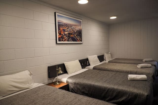 Family Room, Multiple Beds
