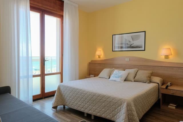 Standard Quadruple Room, Sea View