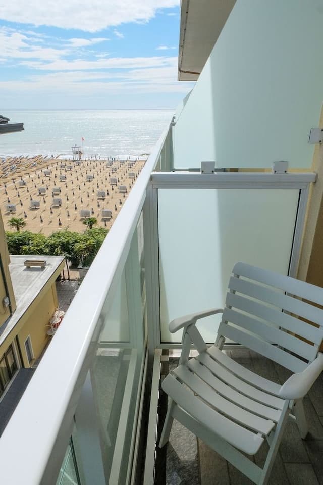 Standard Quadruple Room, Partial Sea View