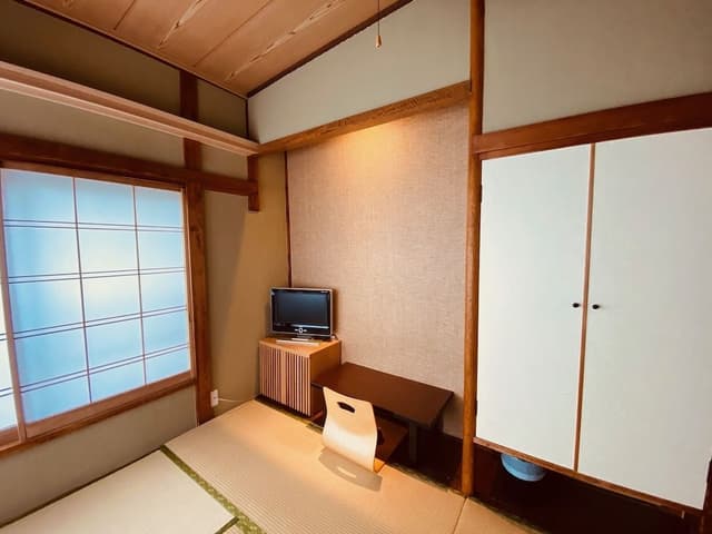 Japanese Style Twin Room with Shared Bathroom, Non Smoking