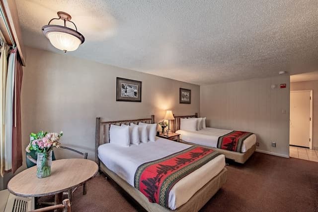 Standard Room, 2 Queen Beds