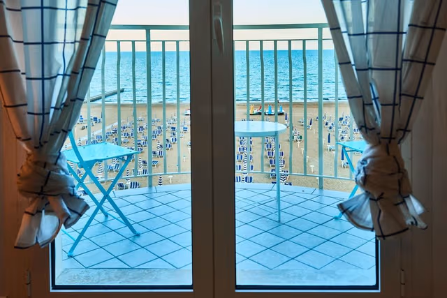Deluxe Double Room with sea front view