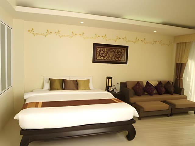 Studio double bed