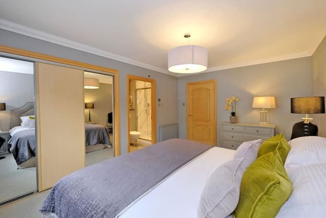 Comfort Apartment (3 Bedrooms)