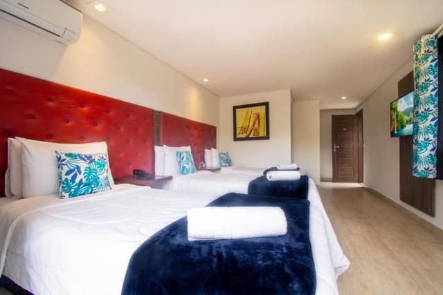 Triple Room