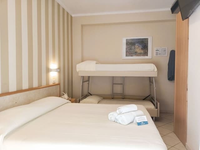 Comfort Quadruple Room