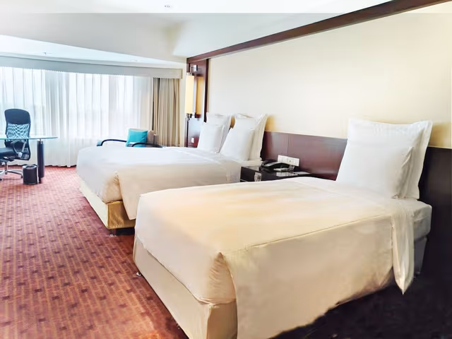 Family Room, Multiple Beds