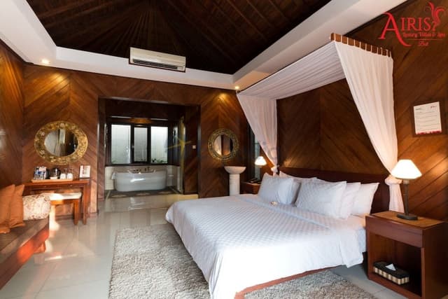 Superior One Bedroom Villa