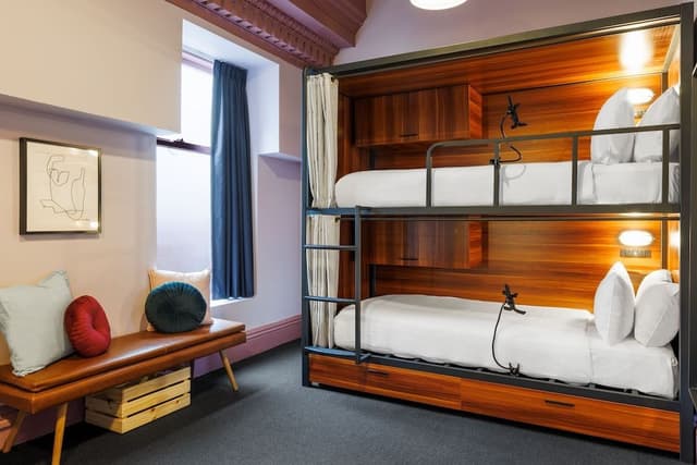 4 Bed Female Community Dorm