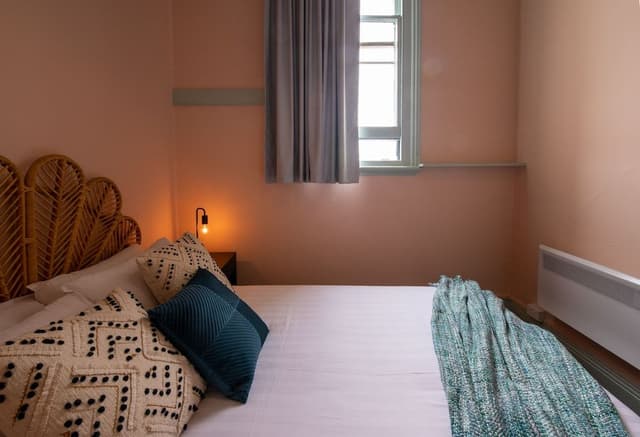 Compact Private Room, Shared Bathroom