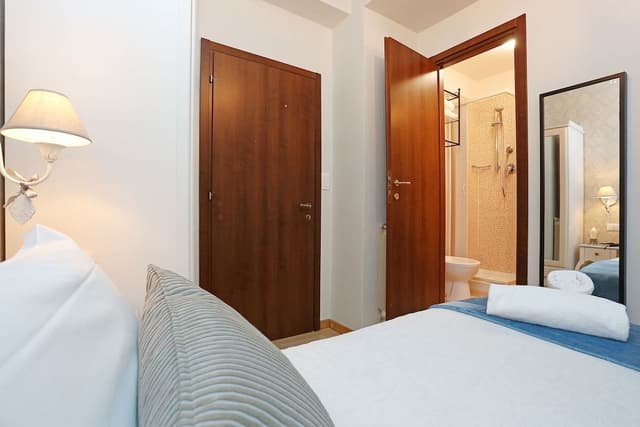 Double Room, 1 Double Bed