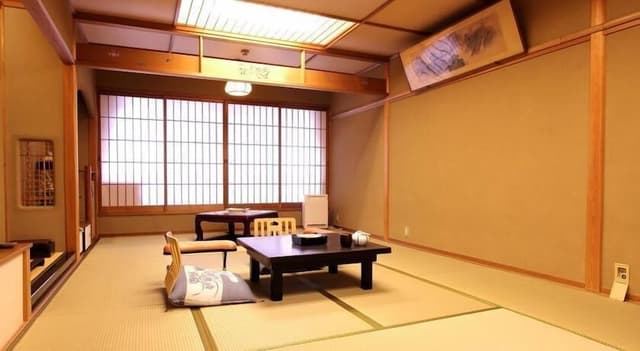Traditional Room, Shared Bathroom