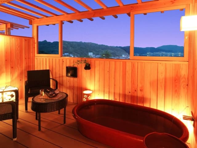 Japanese-style room with Private Bathroom
