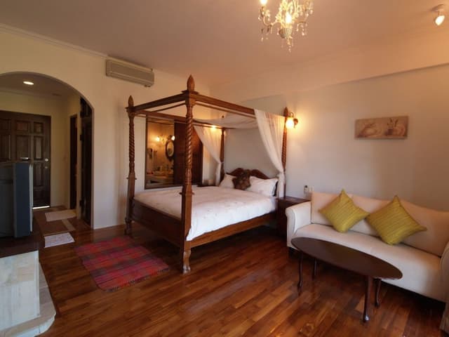 Deluxe Double Room, 1 Double Bed, Park View, Garden Area