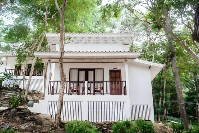 Hill Side Villa