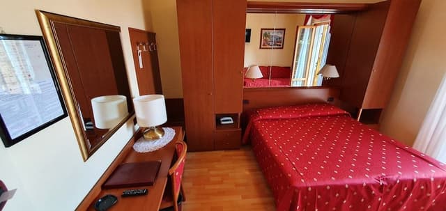 Classic Double or Twin Room, Garden View
