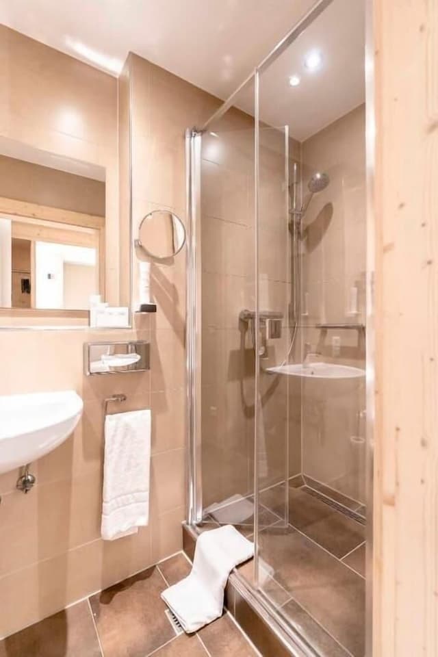 Basic Single Room