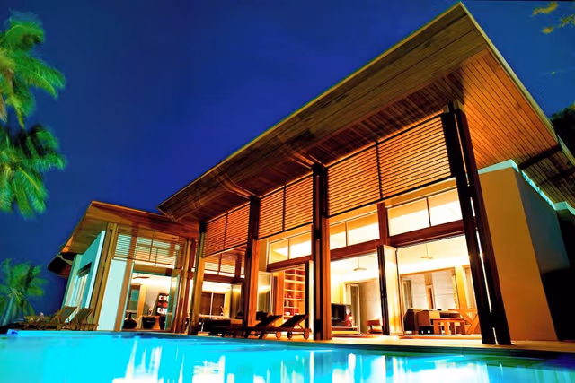 Grand Villa, 4 Bedrooms, Private Pool, Ocean View (Seascape Escape)