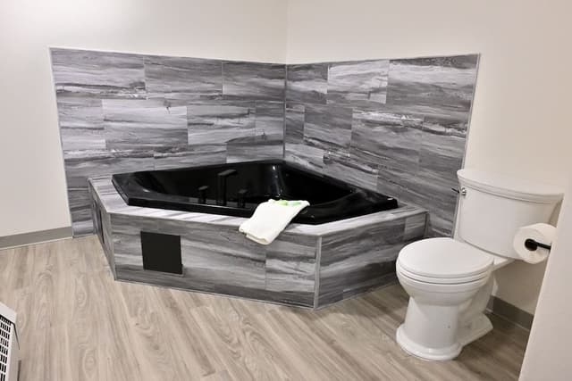 Deluxe Suite, Multiple Beds