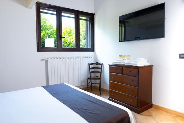 Standard Triple Room, Garden View